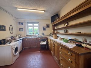 Photo 28- click for photo gallery